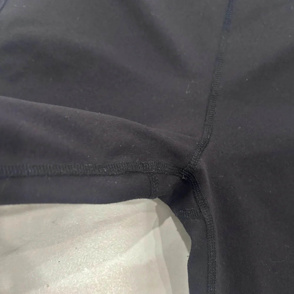 Alo Black Cropped Leggings Size: M